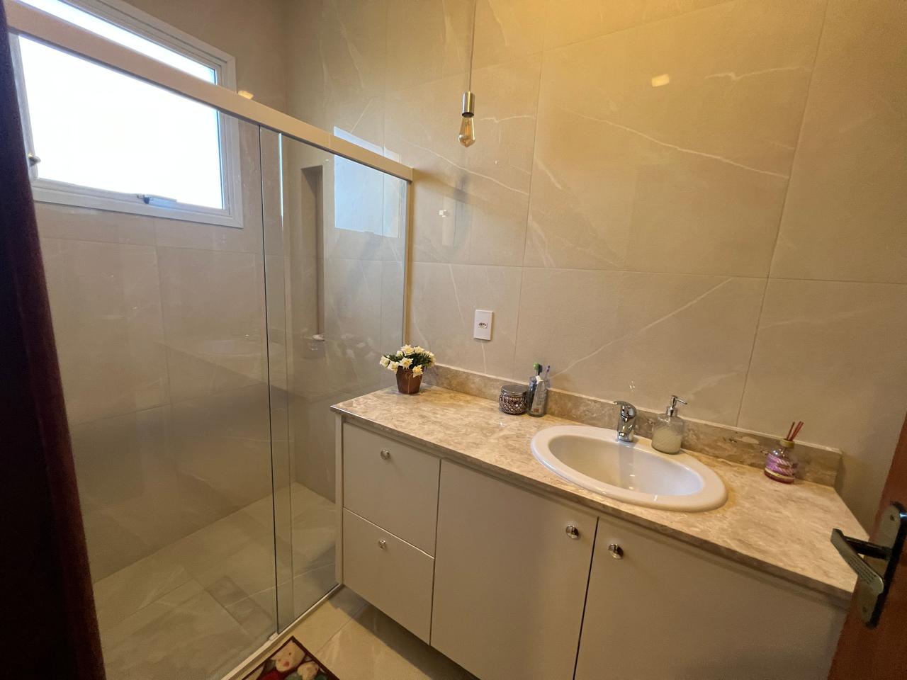 Banheiro Quarto 01
